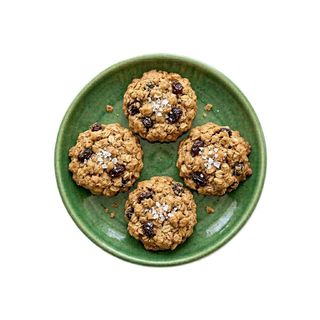 Oatmeal raisin cookies *4