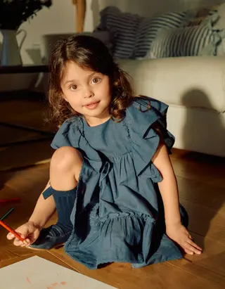 Vestido de algodão e linho com folhos You&Me para menina, azul, Tamanho 7 - 8