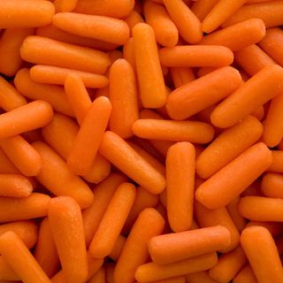 Baby carrots per punnet