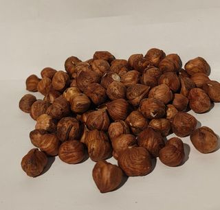 Lešni sirovi 100g