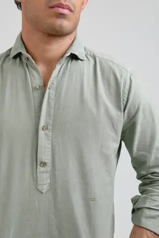 Polera Essential Oxford Verde S