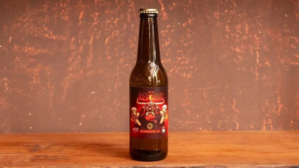 Pivo u staklenoj flašici: