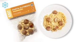 Pileće ćufte sa špagetima Alfredo