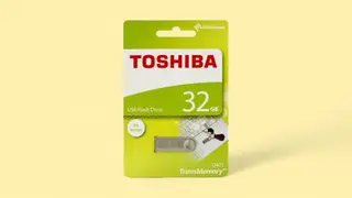 FLASH DRIVE - TOSHIBA U401 32GB USB