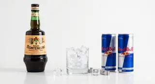 Montenegro + 2 energy drink + ghiaccio