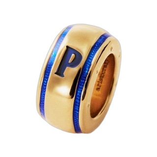 Charm con inicial P de plata 925 bañada en oro amarillo de 18K y esmalte azul con forma circular