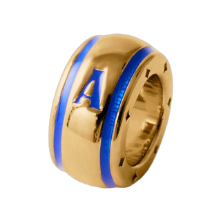 Charm con inicial A de plata 925 bañada en oro amarillo de 18K y esmalte azul con forma circular