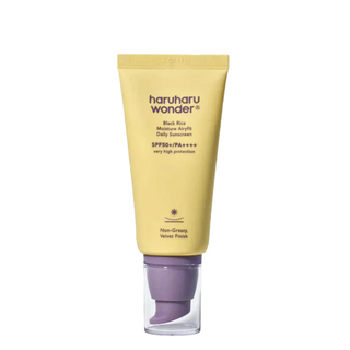 BLACK RICE MOISTURE AIRYFIT NEMASNA ZAŠTITA OD SUNCA UVA/UVB SPF 50+ VEGAN  50ML