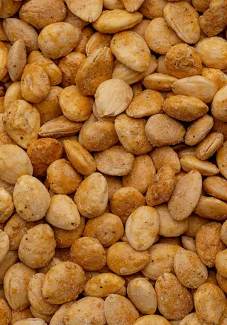 Amandes pelées à la truffe noire 100g