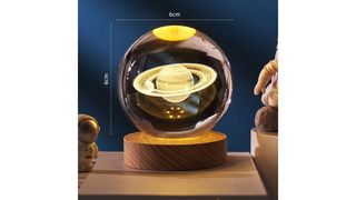 Saturn Crystal ball