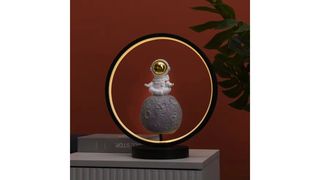 Astronayt Yoga Lamp