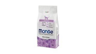 Monge — Sterilized cat food, with chicken 10 kg
