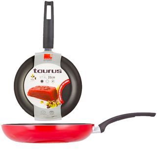 POELE VITAL 20CM TAURUS