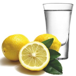 Настоянка "Стопочка Лимонна" 35% 0,5 л. (дана позиція відпускається на розлив у ПЕТ-тарі)