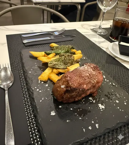 LA TABERNA DE GOMILA