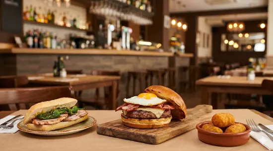 Manu's Burger