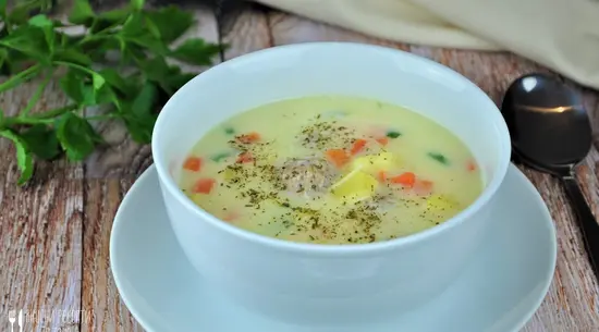 Бързо готвене бавно хранене Поли