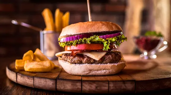 Munchies Smokehouse and Bar