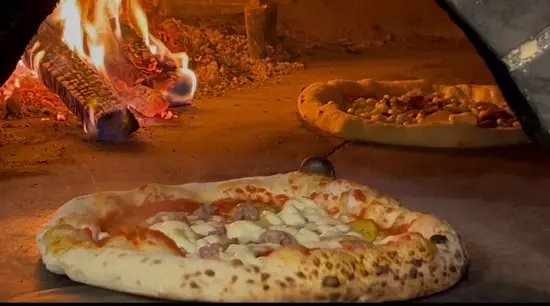 Napoli Centro Pizzeria e Trattoria