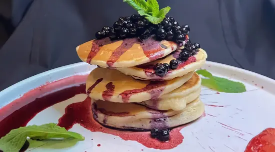 Villa Familiya breakfasts