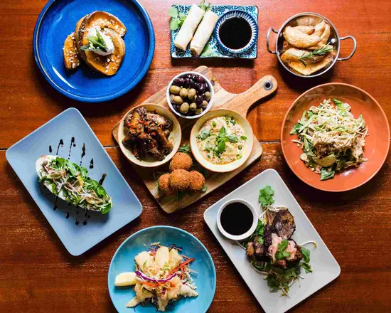 Mira Restaurante Tapas & wine