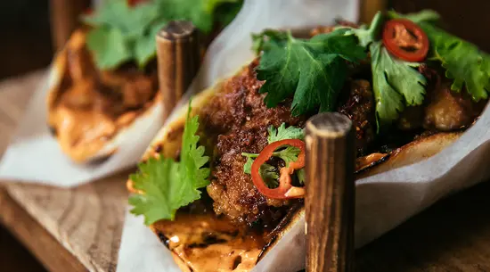 Favourite Uncle / Улюблений Дядя