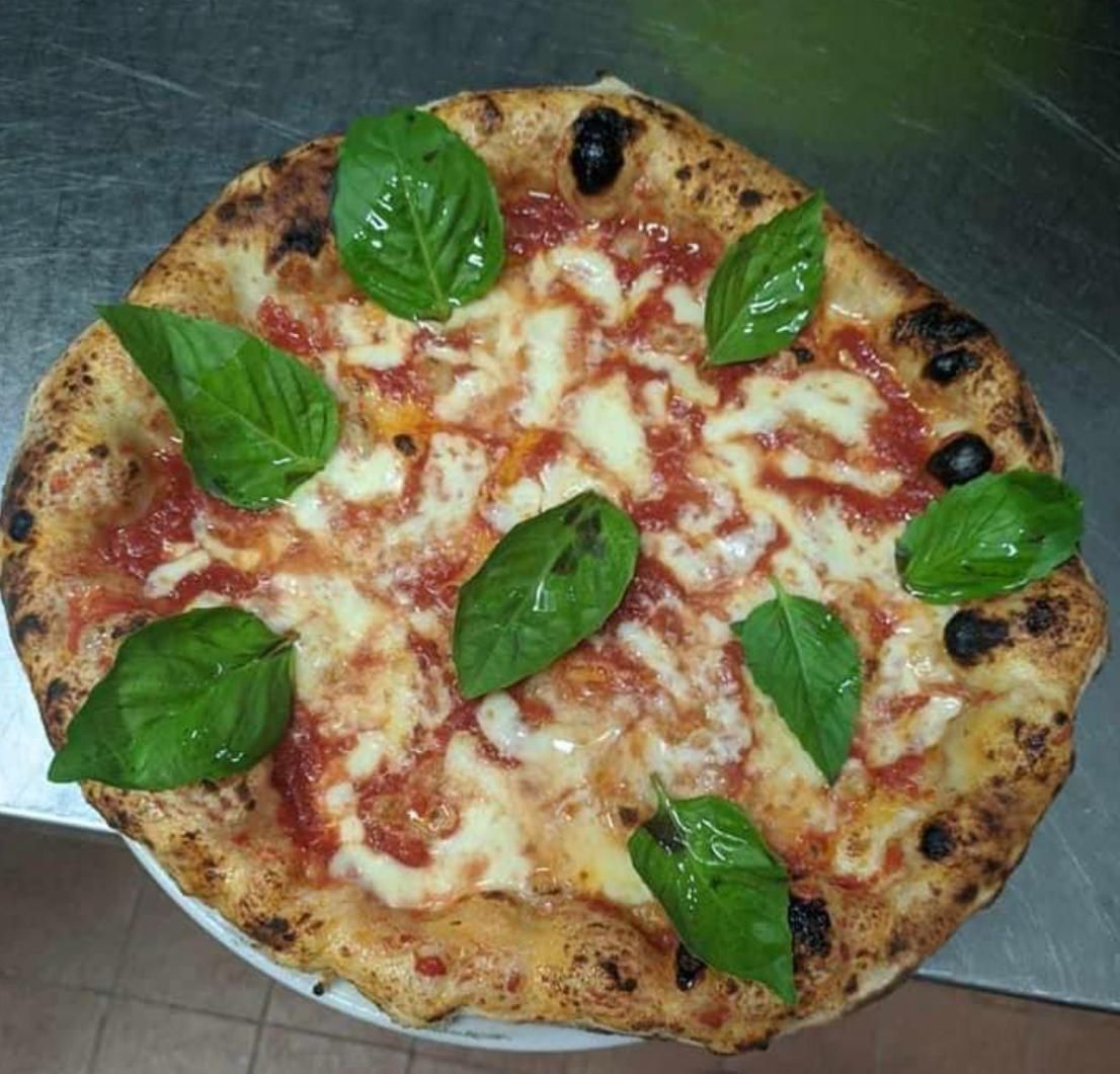 Pizzeria La Regina La Margherita