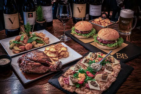 LOBELIX Italian Pub & Restaurant