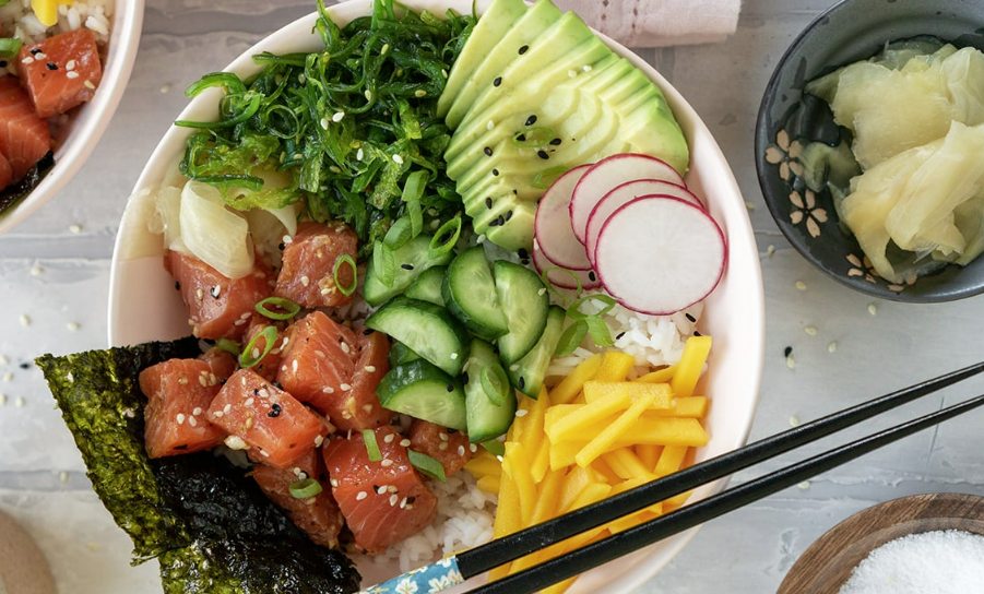 Own Poke Bowl Bar