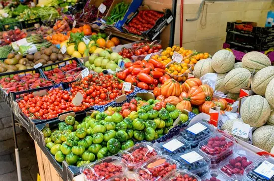 Nakasero Fresh Fruits & Groceries