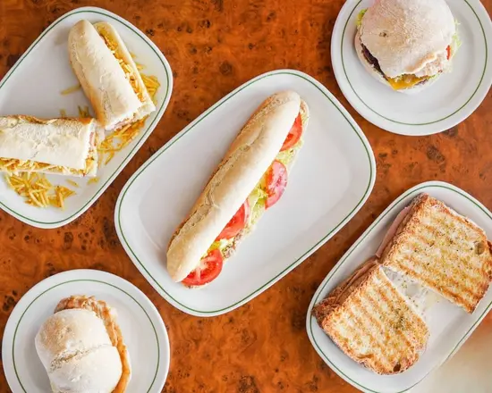 Pinheirinho Verde Pastelaria e Pizzaria