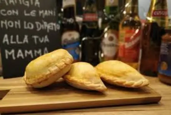 Chimi Churri Empanadas Argentinas