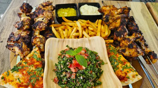 Restauracja Libańska Fenicja - Świętokrzyska 32