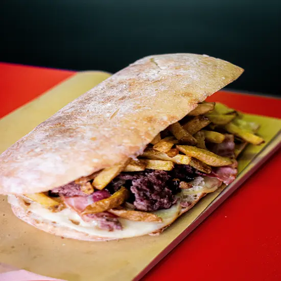 Mani in panuozzo e toast