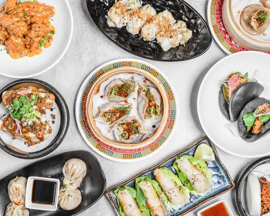 Soy Sohho by Julio Zhang