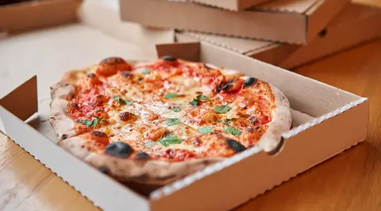 Mucho Más Que Pizza