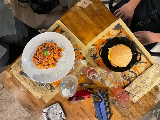 Roni's