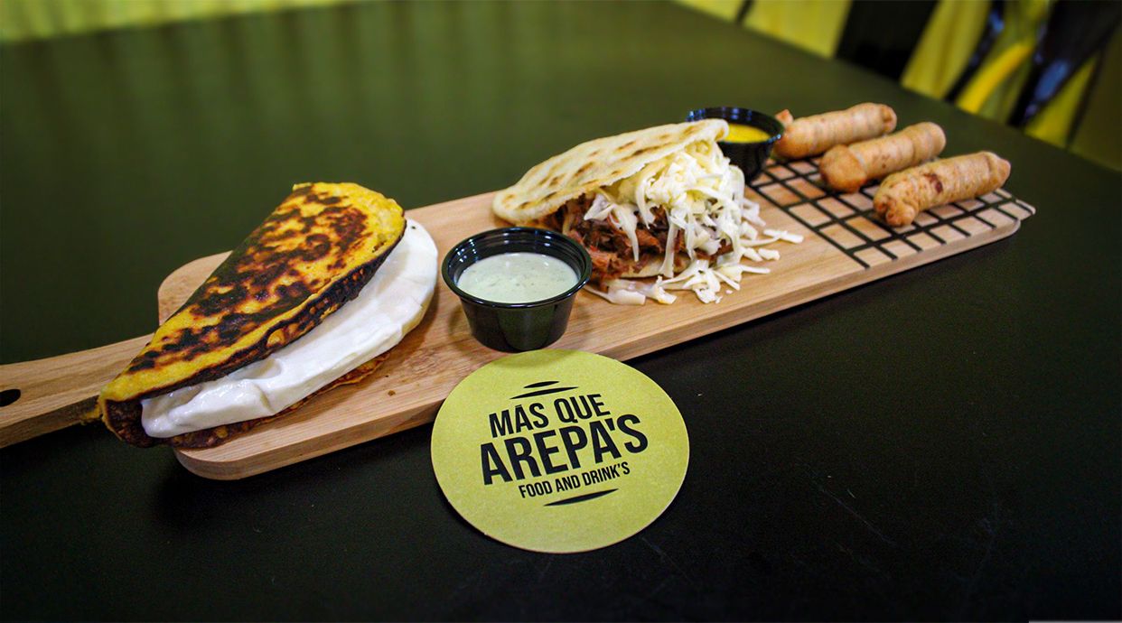 Más Que Arepas