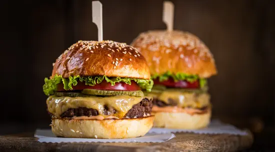 Lilly’s Smash Burgers