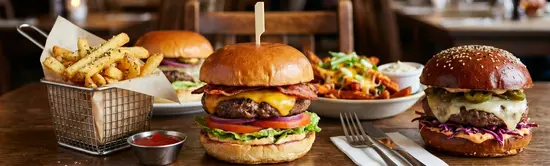 Chef-Chic Burger House