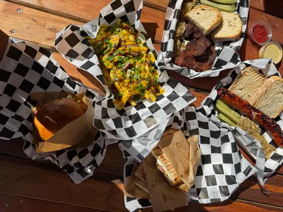 Food Truck Z dymem - Grill