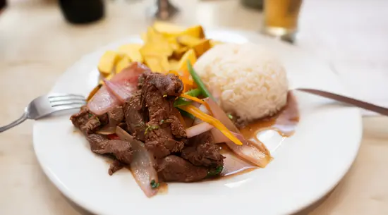 Taperia el Rincón Hispano comidas Venezolana & Peruana