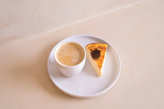 Chica Cheesecake Café