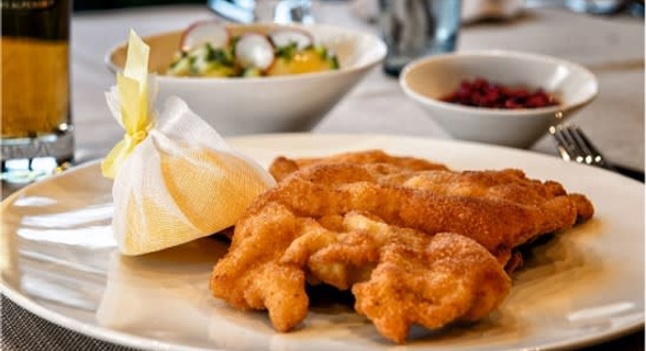 Wiener Schnitzl Austria Kitchen