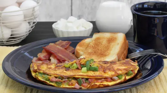 Cais de Santa Luzia Bar & Café