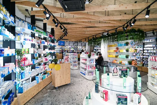 Cruz & Reis: Farmácia Vaz Porto