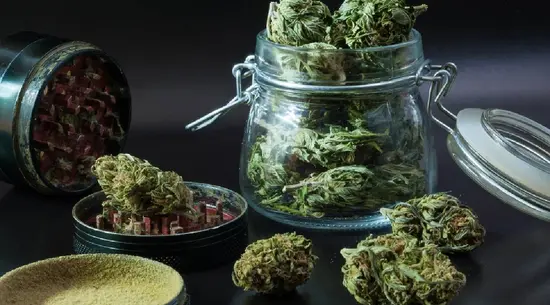 Portuguese Clouds CBD Shop