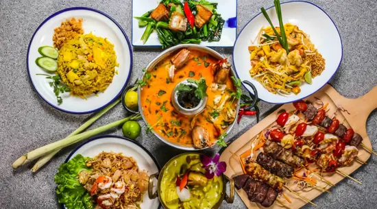 ISAAN Tapas Thai by SAWADEE