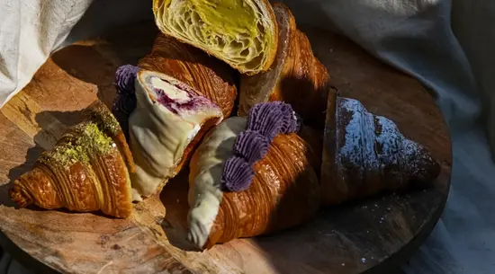 La Barra - Artisan Bakery CC La Colonia