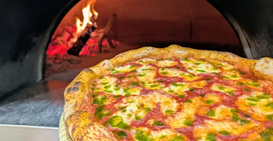 Pizzeria Campidano forn de llenya